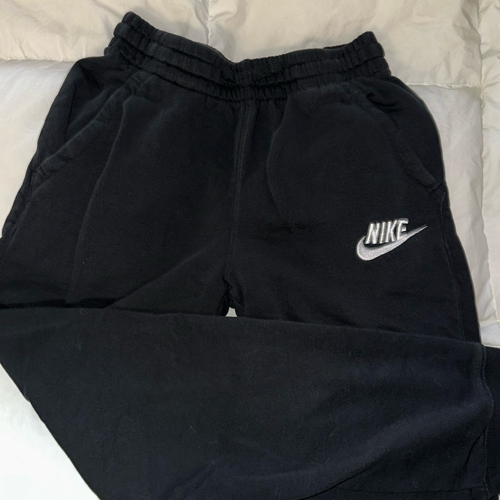 Nike kid joggers